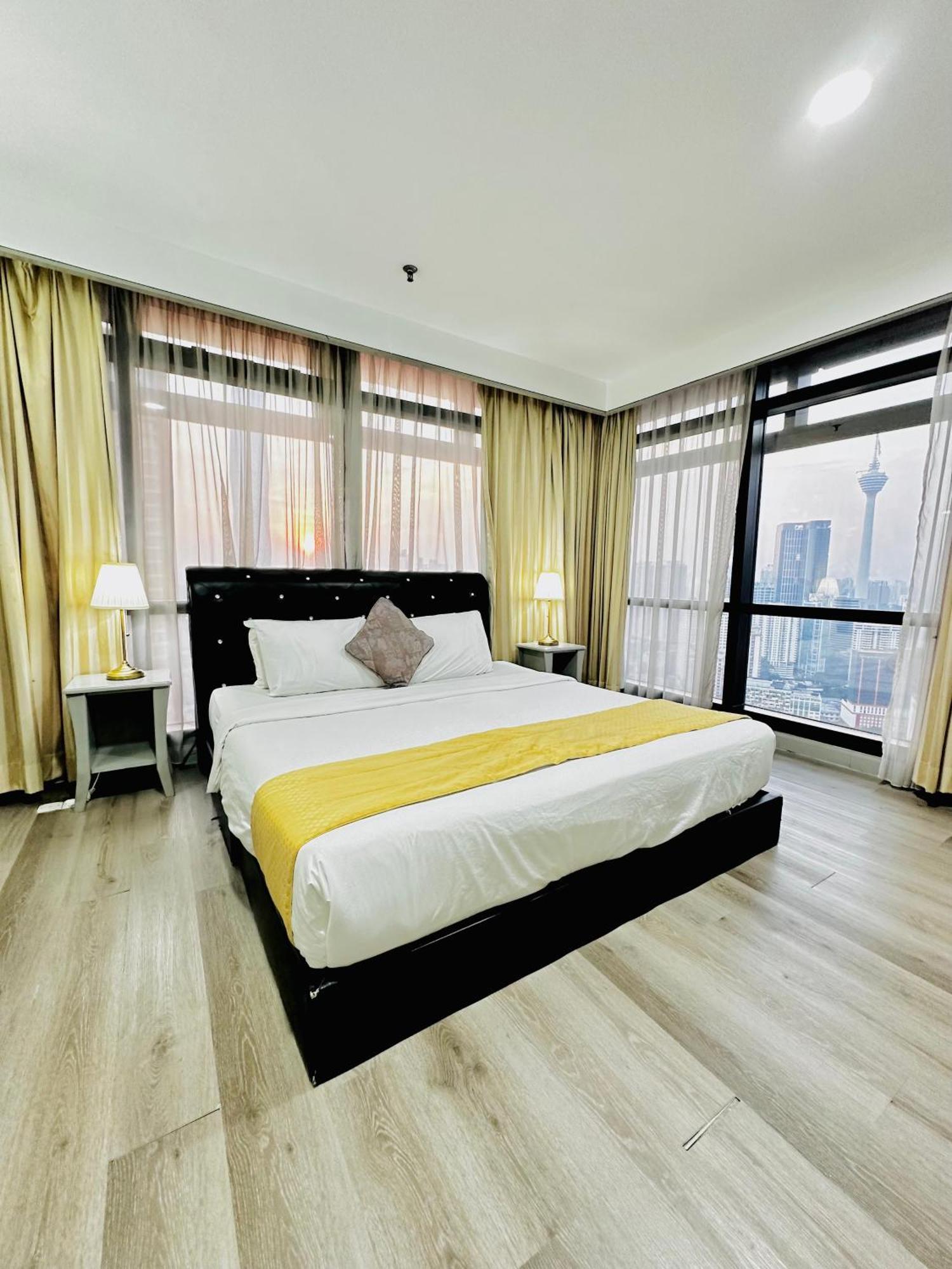 Regal Residences At Berjaya Times Square Kuala Lumpur Exteriör bild
